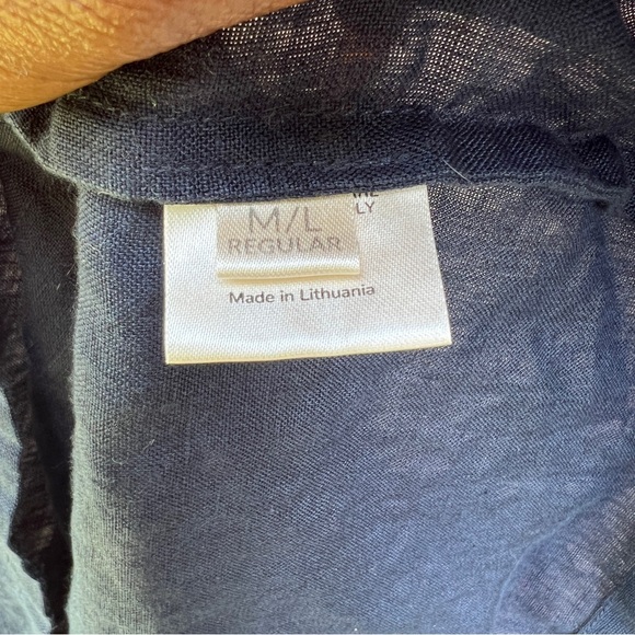 NEW La Petite Alice 100% Linen Shirt Women’s M/L Navy Blue Back Button Down Top - Picture 8 of 12